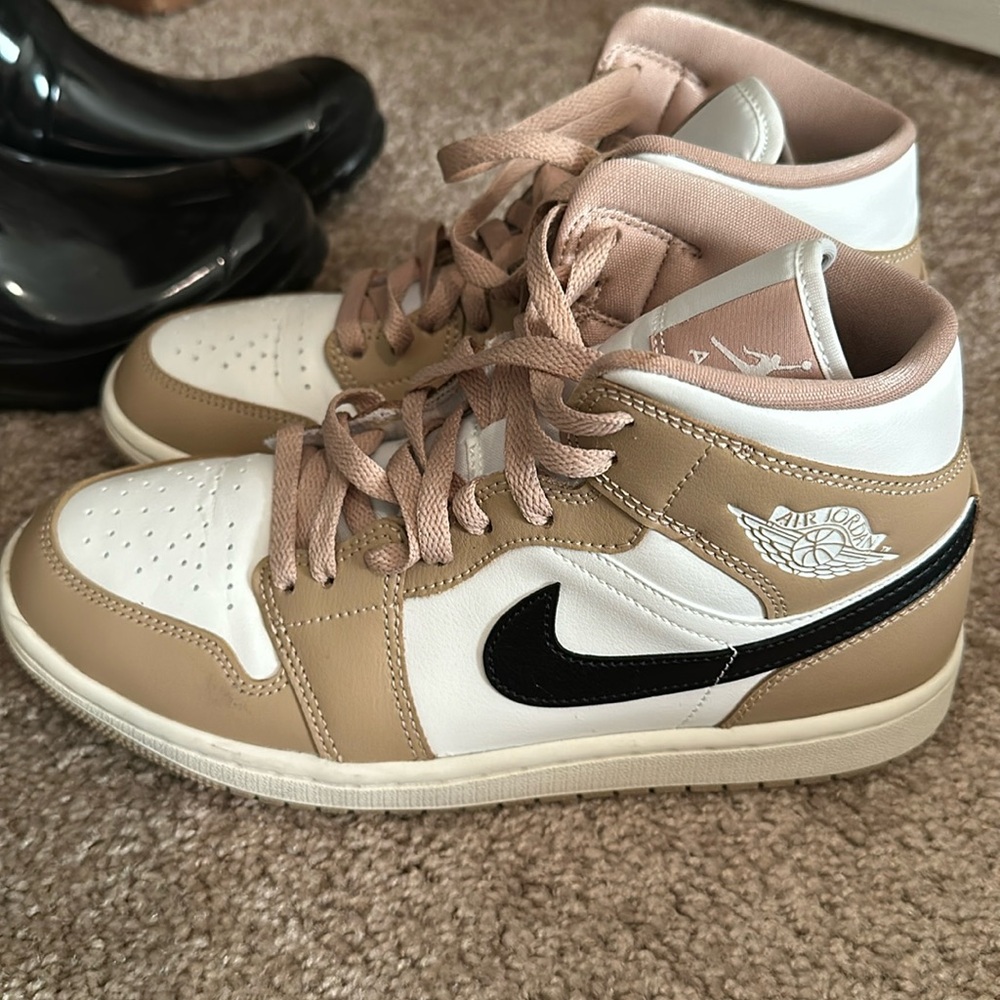 Nike Air 8.5
